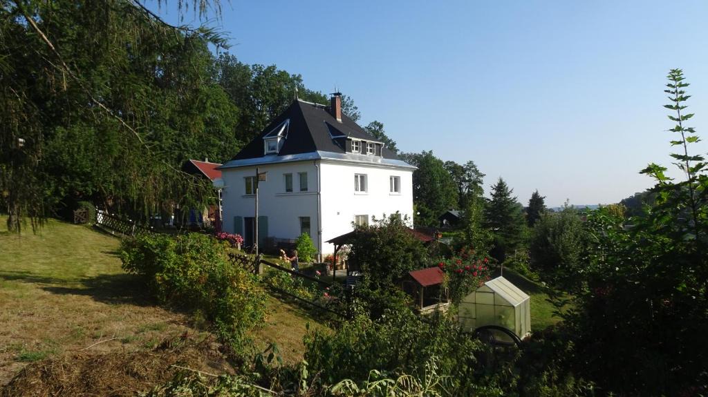 Berggieshubel Apartment | Ferienwohnung Erzgebirgswohnung Götze