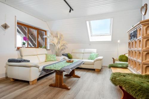 Laubbach Apartment | Ferienwohnung Familie Löffler
