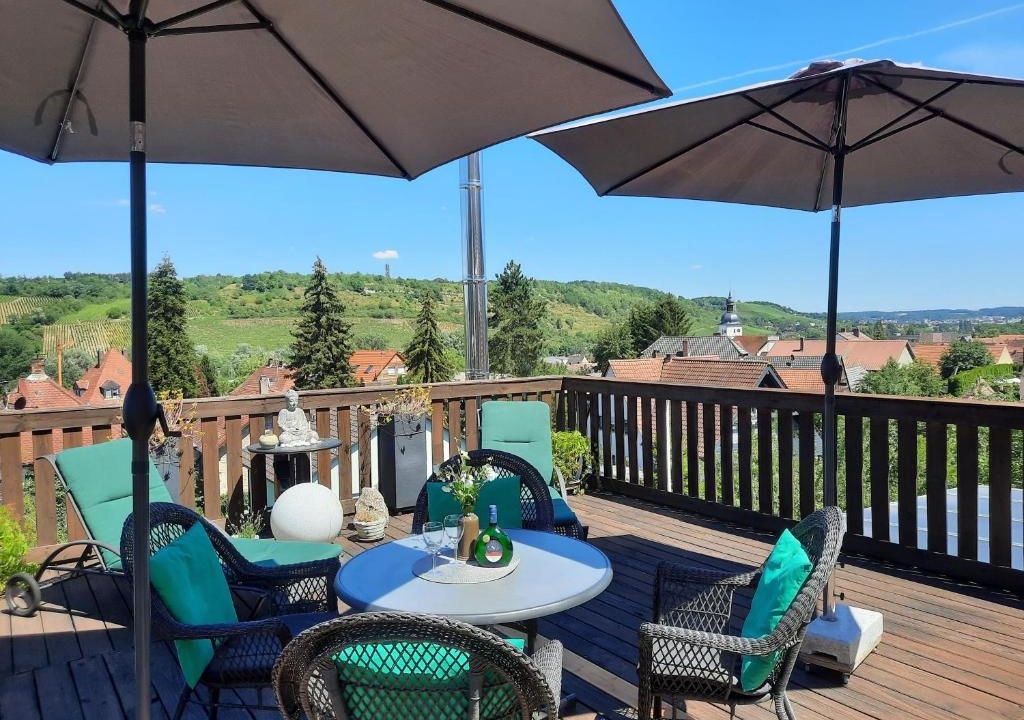 Ochsenfurt Apartment | Ferienwohnung Geiernest