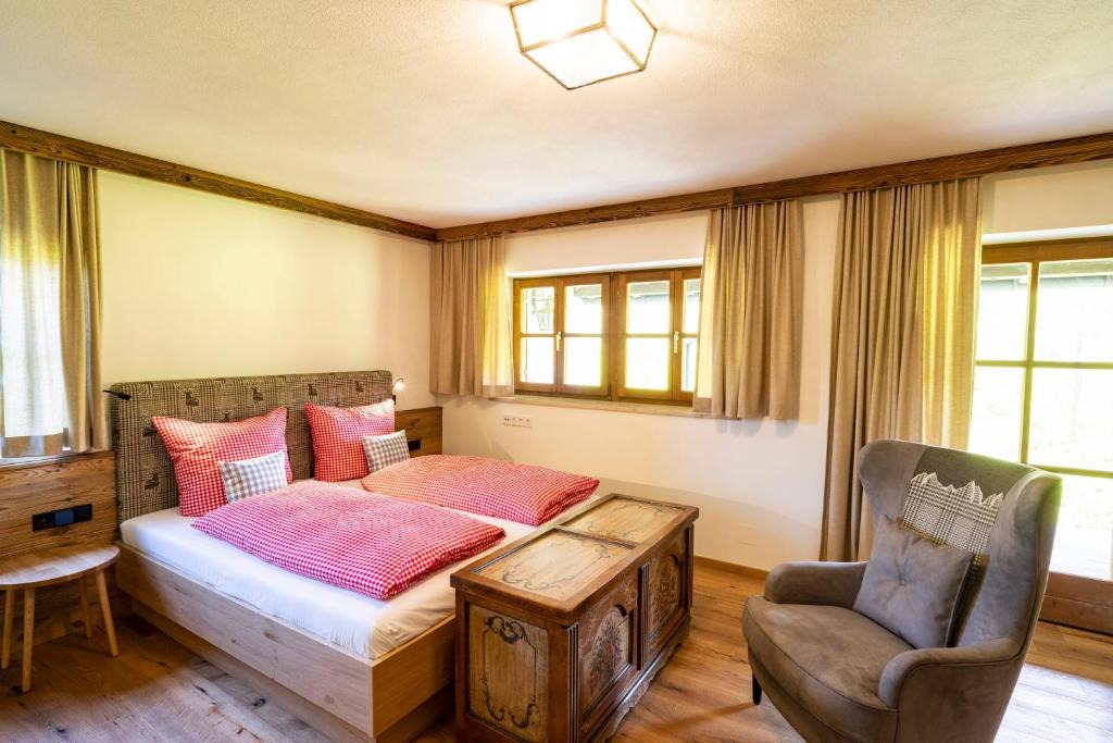 Reit im Winkl Apartment | Ferienwohnung in Unterwirts Almhütte auf der Winklmoosalm