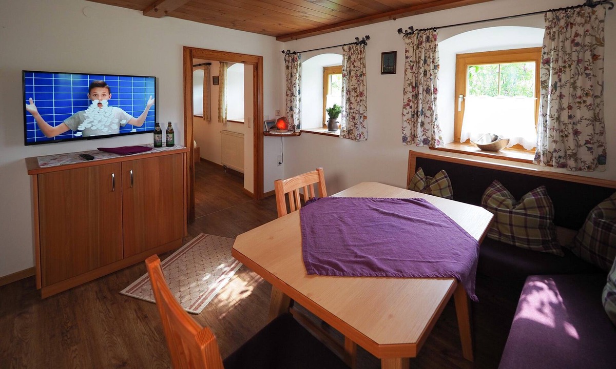 Bischofswiesen Apartment | Ferienwohnung "Kehlstein" für 1-2 Pers., ca. 35 m², 1 Schlafzimmer, Wohnzimmer, Küche, Terrasse