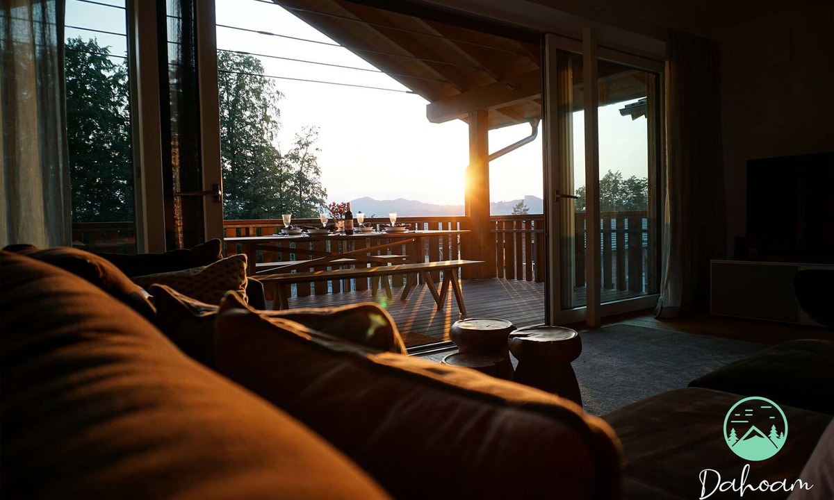 Grainbach Apartment | Ferienwohnung mit 2 Schlafzimmern für bis zu 5 Personen, 150qm mit Balkon
