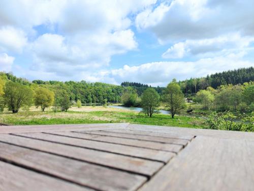 Finnentrop Apartment | Ferienwohnung mit Seeblick in Attendorn Ahauser Stausee Sauerland