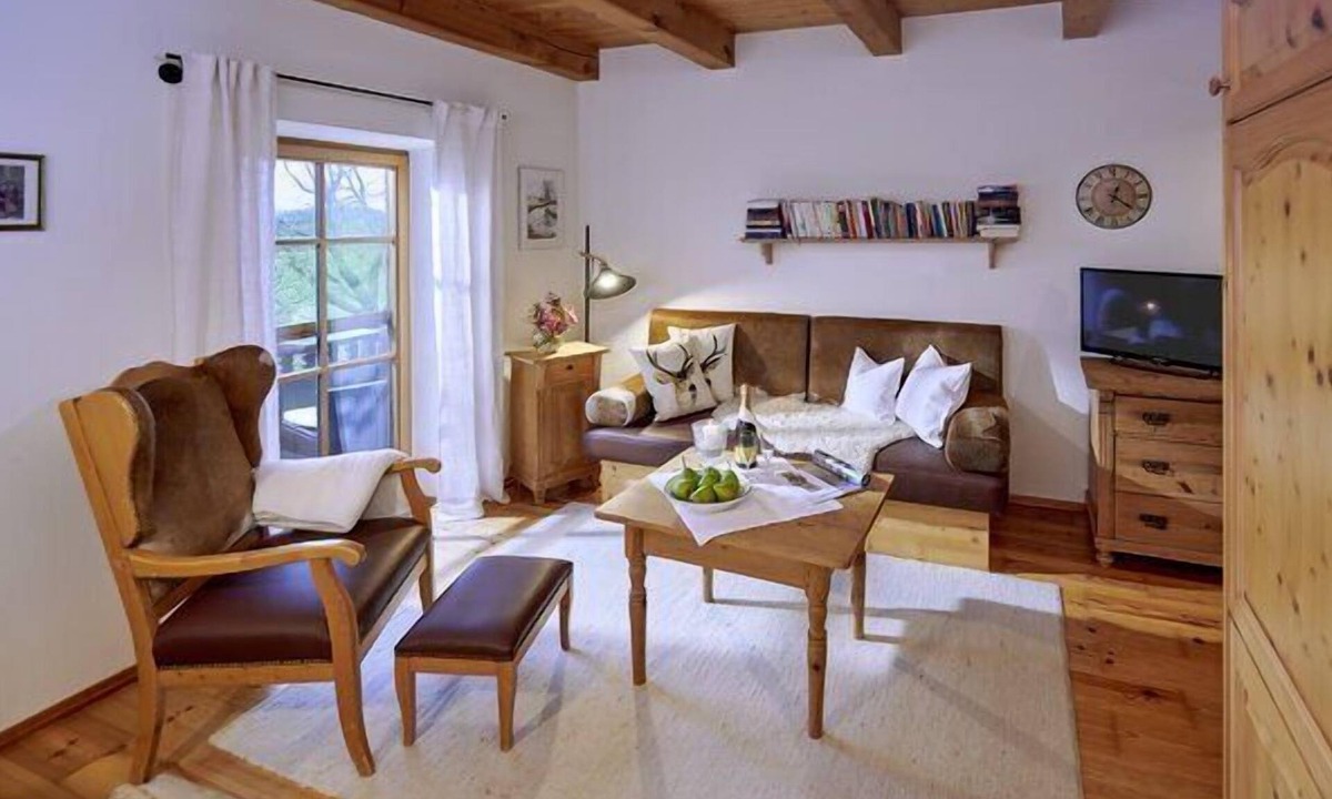 Hoslwang Apartment | Ferienwohnung "Mohnblume", 47 qm Obergeschoss, 1 separates Schlafzimmer