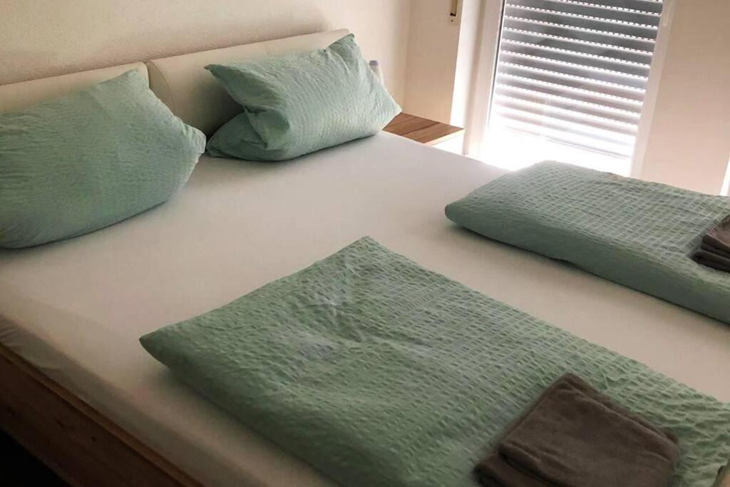 Stockach Apartment | Ferienwohnung Nellenburg