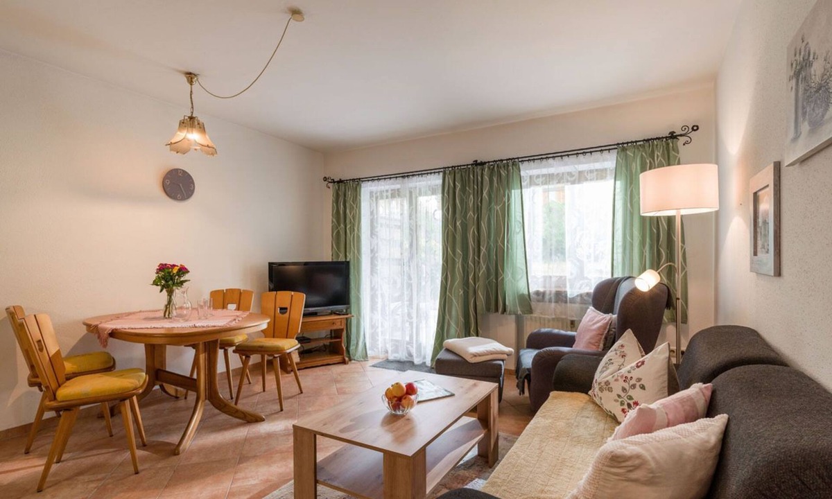 Kiefersfelden Apartment | Ferienwohnung Nr. 3 für 2 - 3 Personen 50 qm