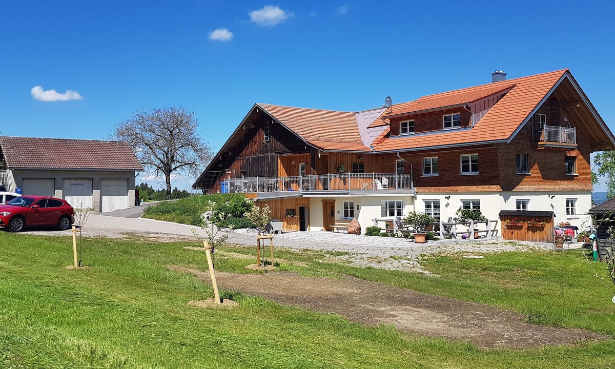 Lindenberg im Allgaeu Apartment | Ferienwohnung Reisach - Idyllische Alleinlage