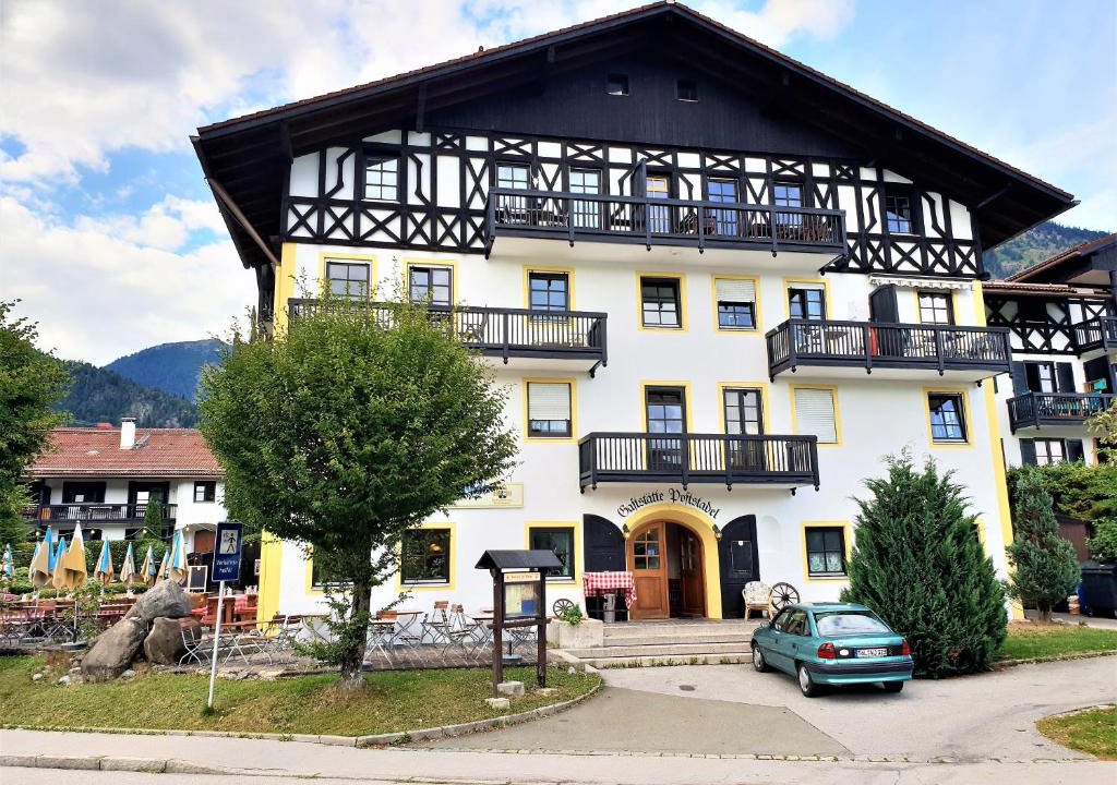 Kochel am See Apartment | Ferienwohnung Royal Walchensee