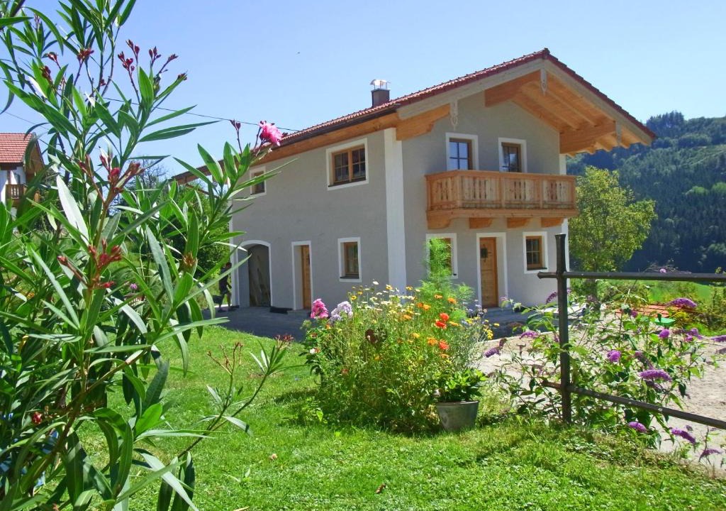 Aschau im Chiemgau Apartment | Ferienwohnung sZuahäusl