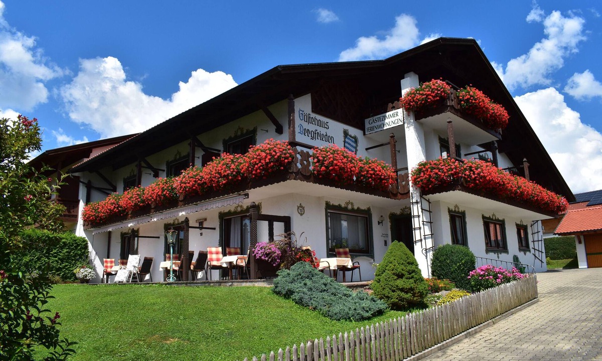 Bad Bayersoien Apartment | Ferienwohnung Susanne im Gästehaus Bergfrieden