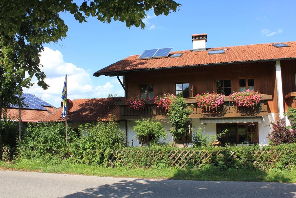 Horn Apartment | Ferienwohnung Uschi Hipp