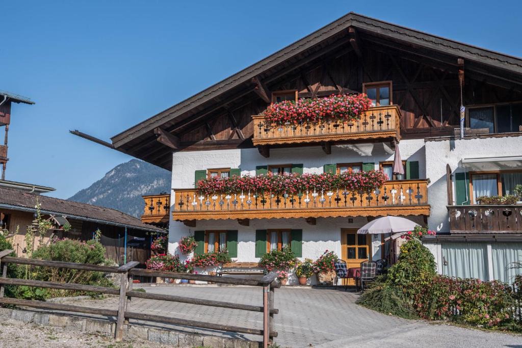 Obergrainau Apartment | Ferienwohnung Zugspitze