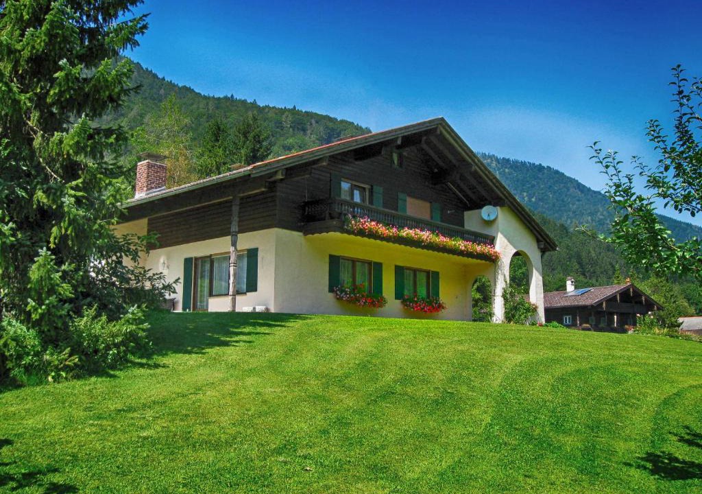 Aschau im Chiemgau Apartment | Ferienwohnungen Vordermayer