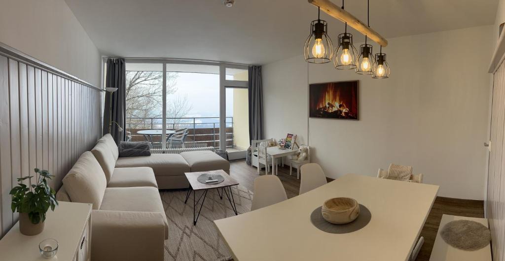 Geyersberg Apartment | FeWo im Bayerischen Wald, perfekt für Familien mit Pool, Abenteuerspielplatz u. Ausblick