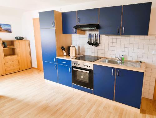 Alt Reddevitz Apartment | Fewo Seelenfrieden 4 - Balkon, Ausblick, 2 SZ