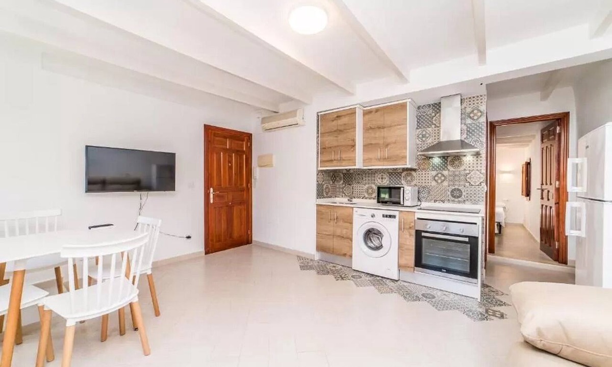 Old Town Apartment | Flat for 1-4 persons