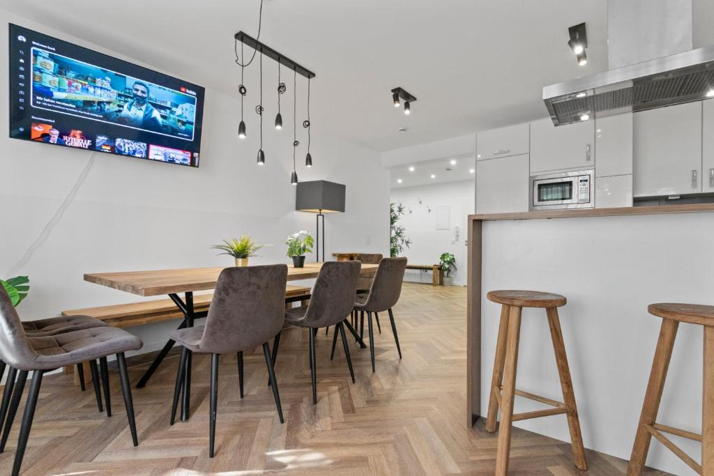 Ludwigsvorstadt-Kliniken Apartment | Flatista Homes - Central Station - 4 BR
