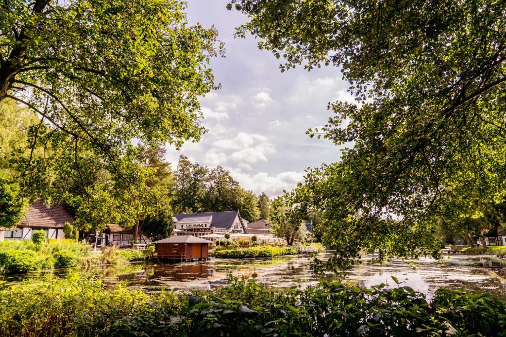 Luetjensee Hotel | Forsthaus Seebergen