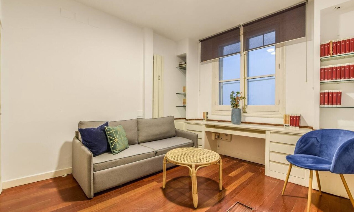 Justicia Apartment | Fuencarral V - Elegante y Amplio apartamento en Gran Vía