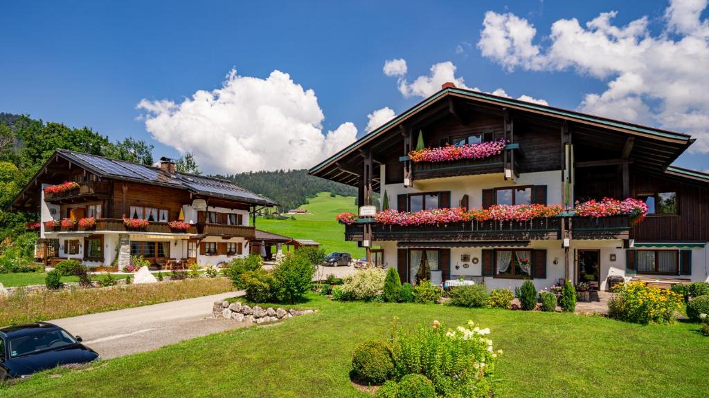 Groissenbach House | Gästehäuser Schwemmbauer