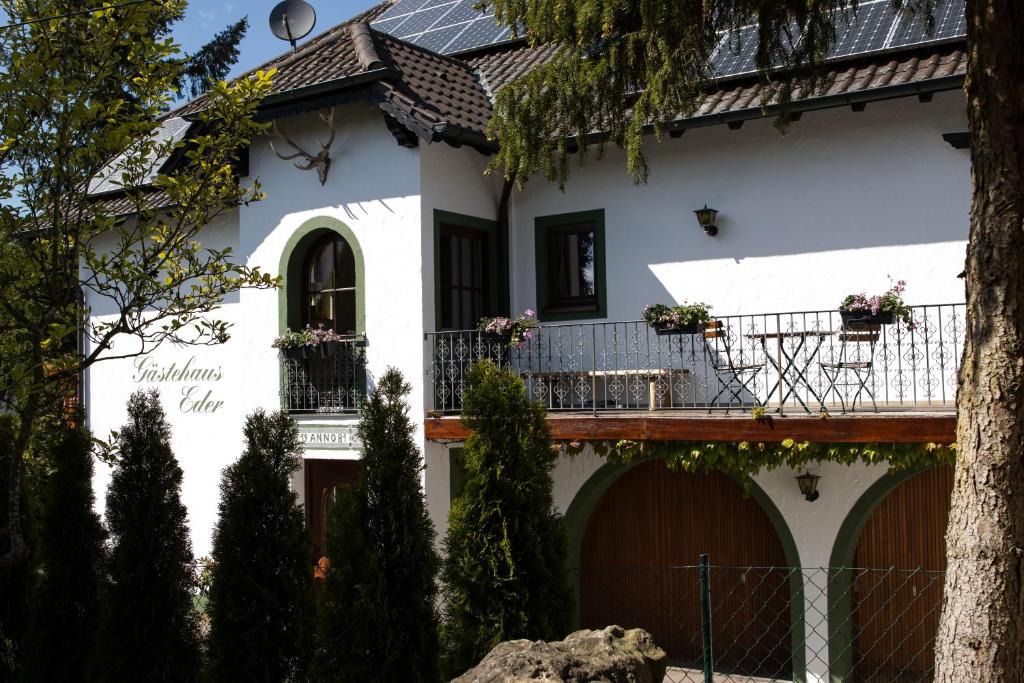 Schrobenhausen Hotel | Gästehaus Eder