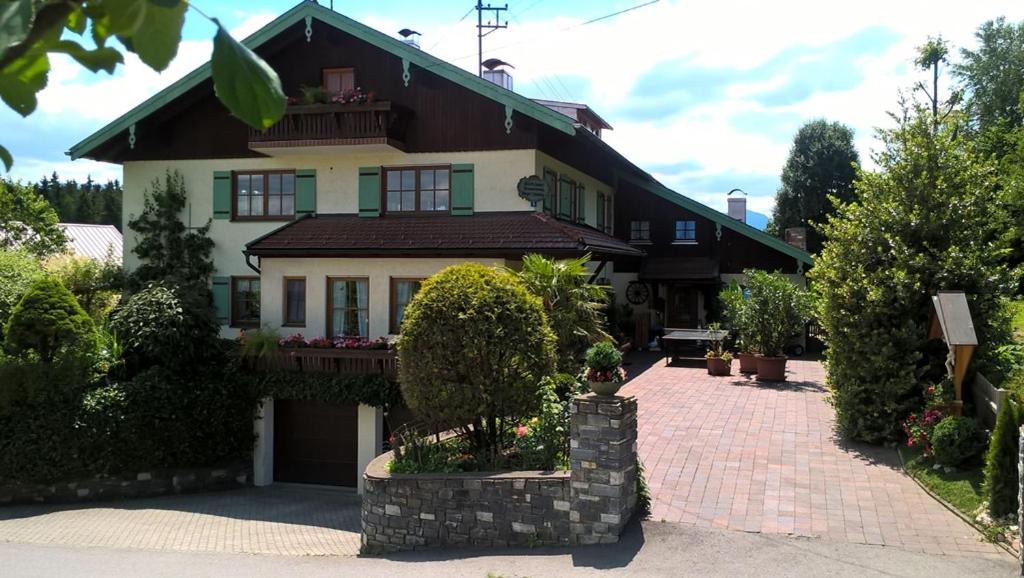 Rimsting Apartment | Gästehaus Mayer