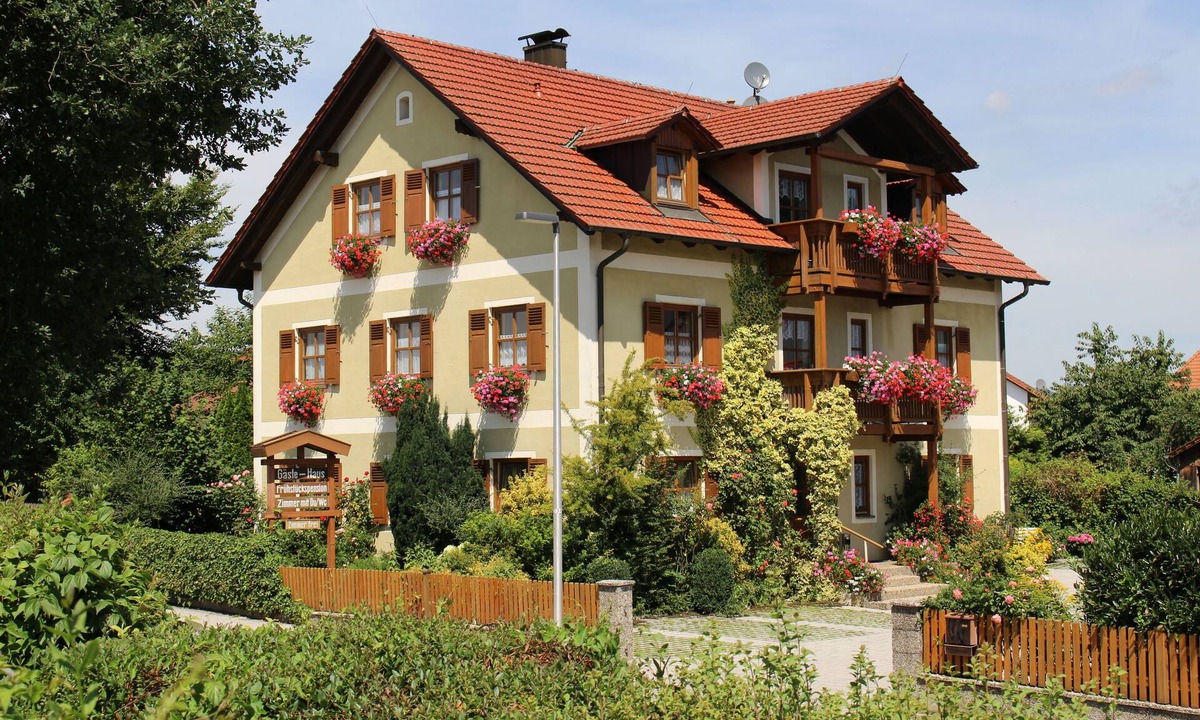 Wiesent House | Gästehaus Rösch