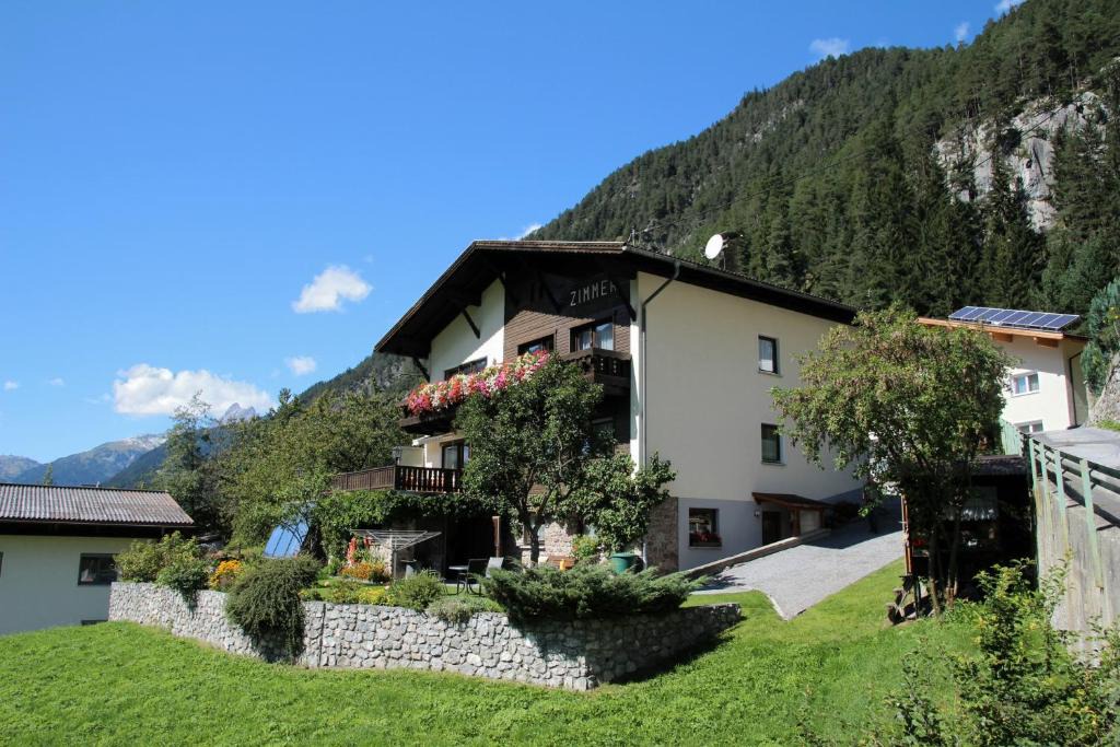 Schnann House | Gästehaus Scherl