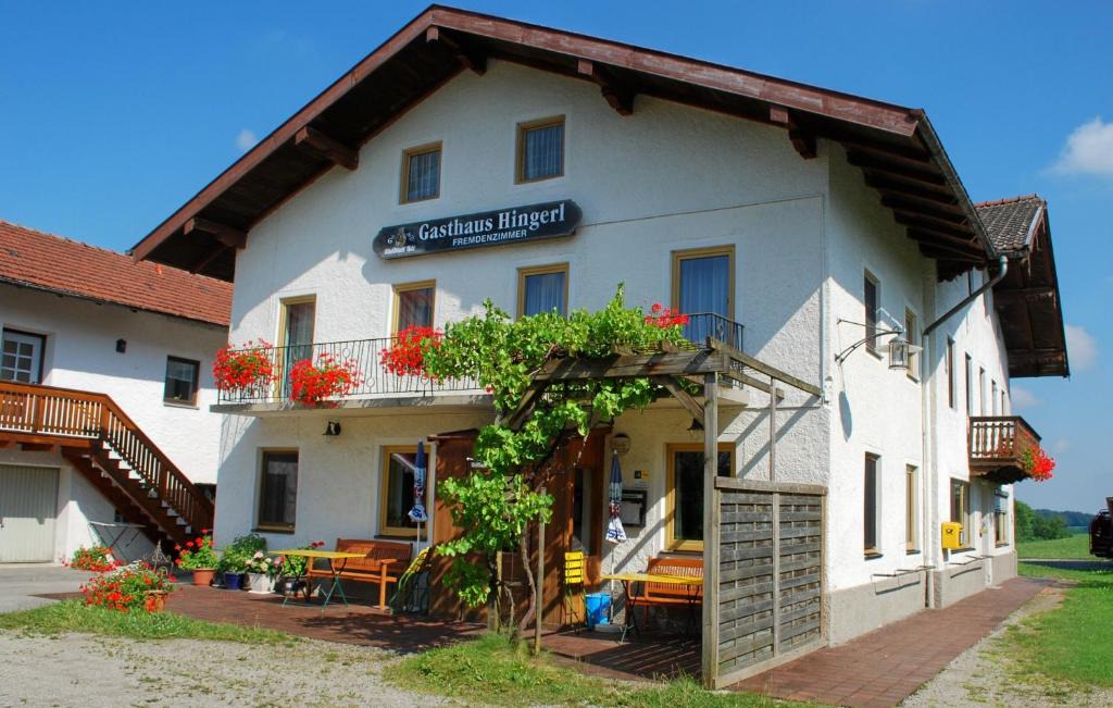 Obing House | Gasthaus Hingerl