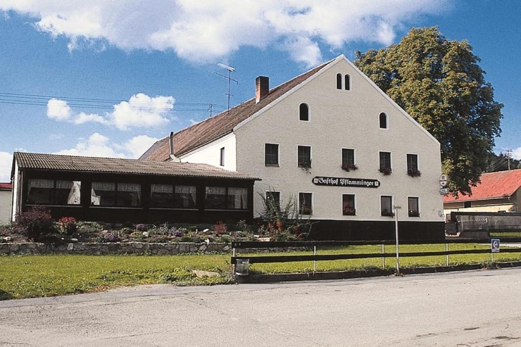 Worth an der Donau House | Gasthof Pflamminger