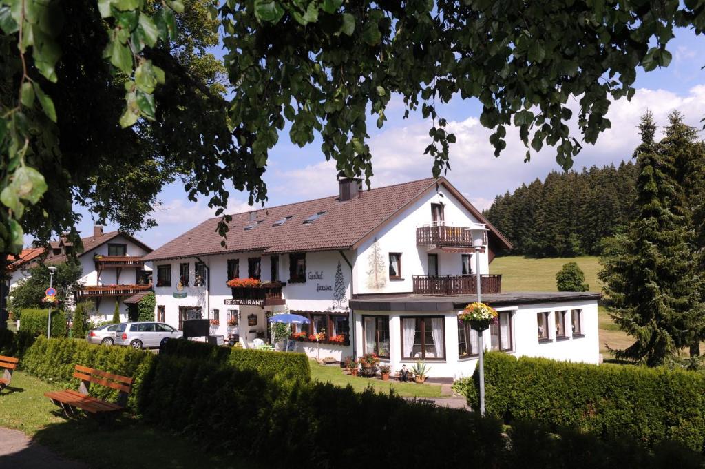 Schoenwald House | Gasthof Schwarzwaldtanne