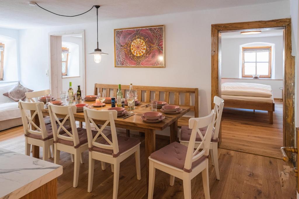 Inching Apartment | Gehobenes Ambiente in historischer Wohnung