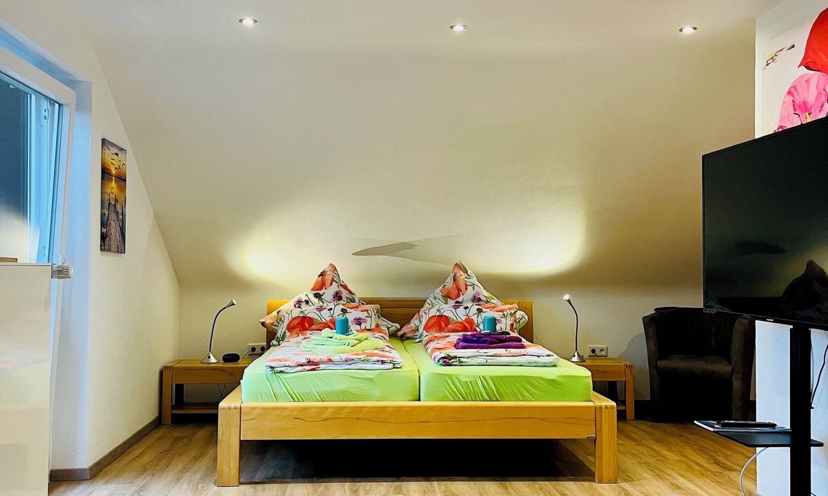 Iznang Apartment | Gemütliche 2-Zimmer WHG mit Balkon/Parkplatz Ost/ Halbinsel Höri/Bodensee