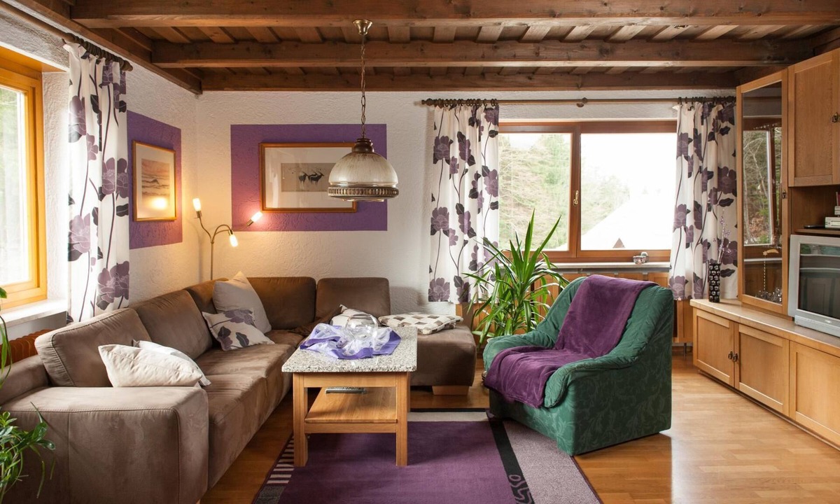 Neuschoenau Apartment | Gemütliche Ferienwohnung mit Terasse und Ofen