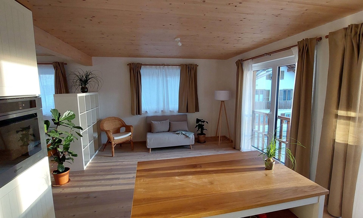 Kraftisried Apartment | Gemütliche Neue Wohnung in Altem Bauernhof im Ostallgäu