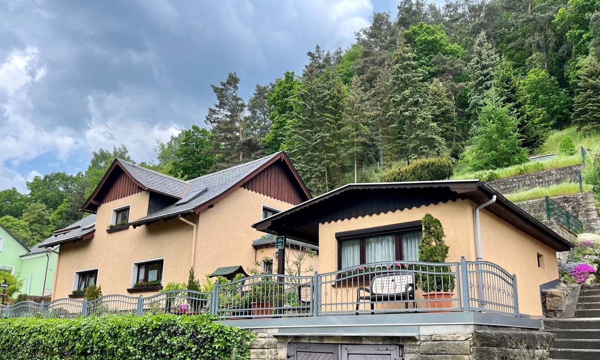 Prossen House | Gemütliches Ferienhaus Direkt am Fuße des Lilienstein in Bad Schandau