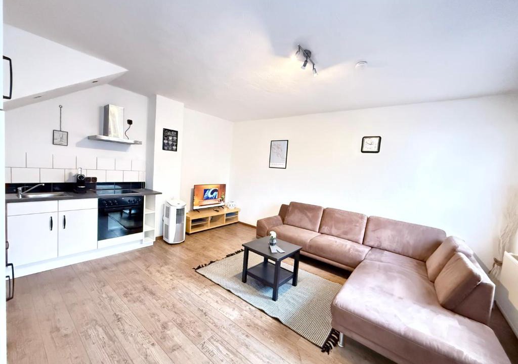 Neheim Apartment | Gemütliches Haus Rita, am Ruhrtalradweg, Arnsberg - Neheim