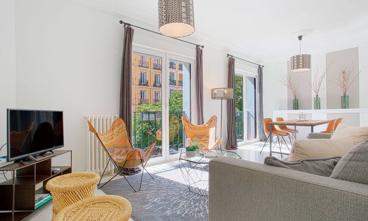 Justicia Apartment | Genteel Home Chueca II