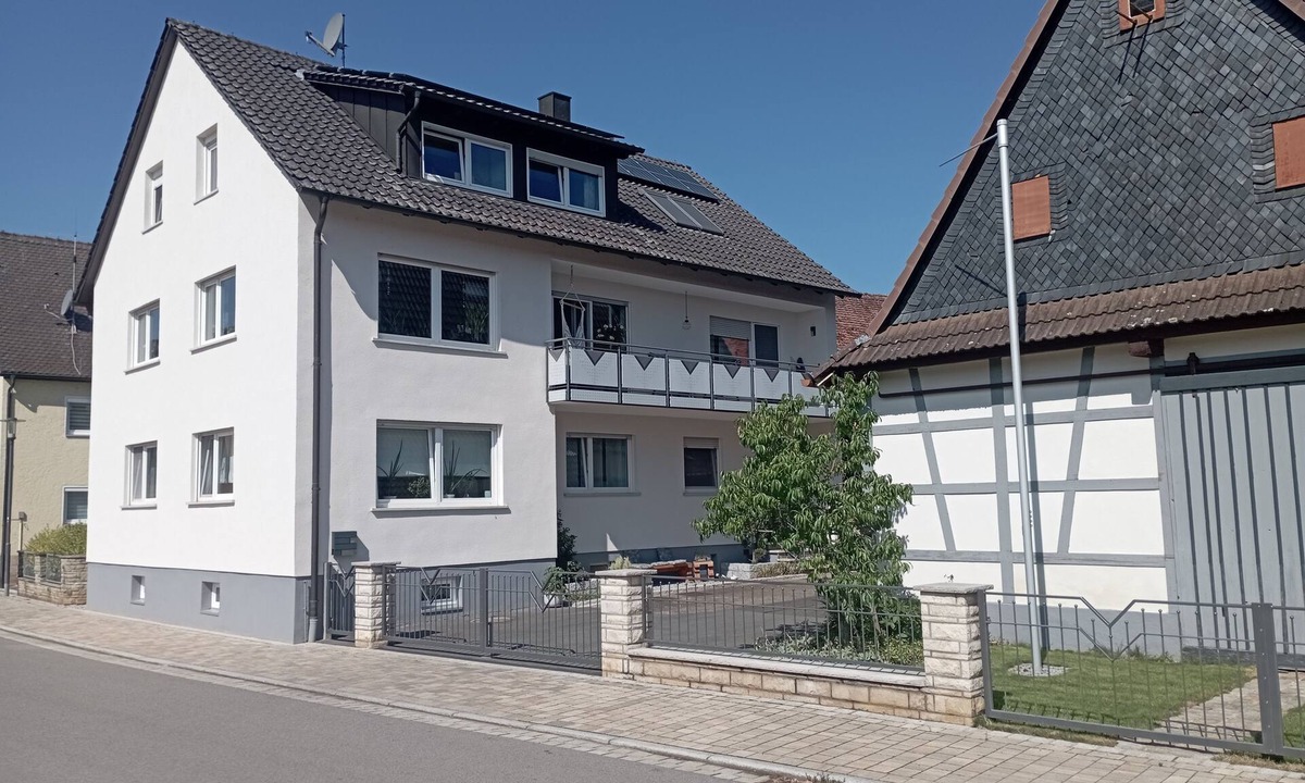 Pinzberg Apartment | Geräumige 80 qm Große Ferienwohnung am Tor zur Fränkischen Schweiz