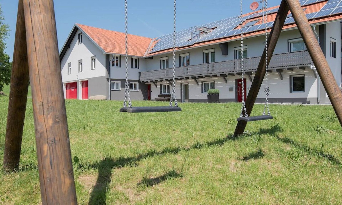 Buchenberg House | Gesamtes Ferienhaus in Buchenberg mit Grill, Garten und Terrasse by Interhome
