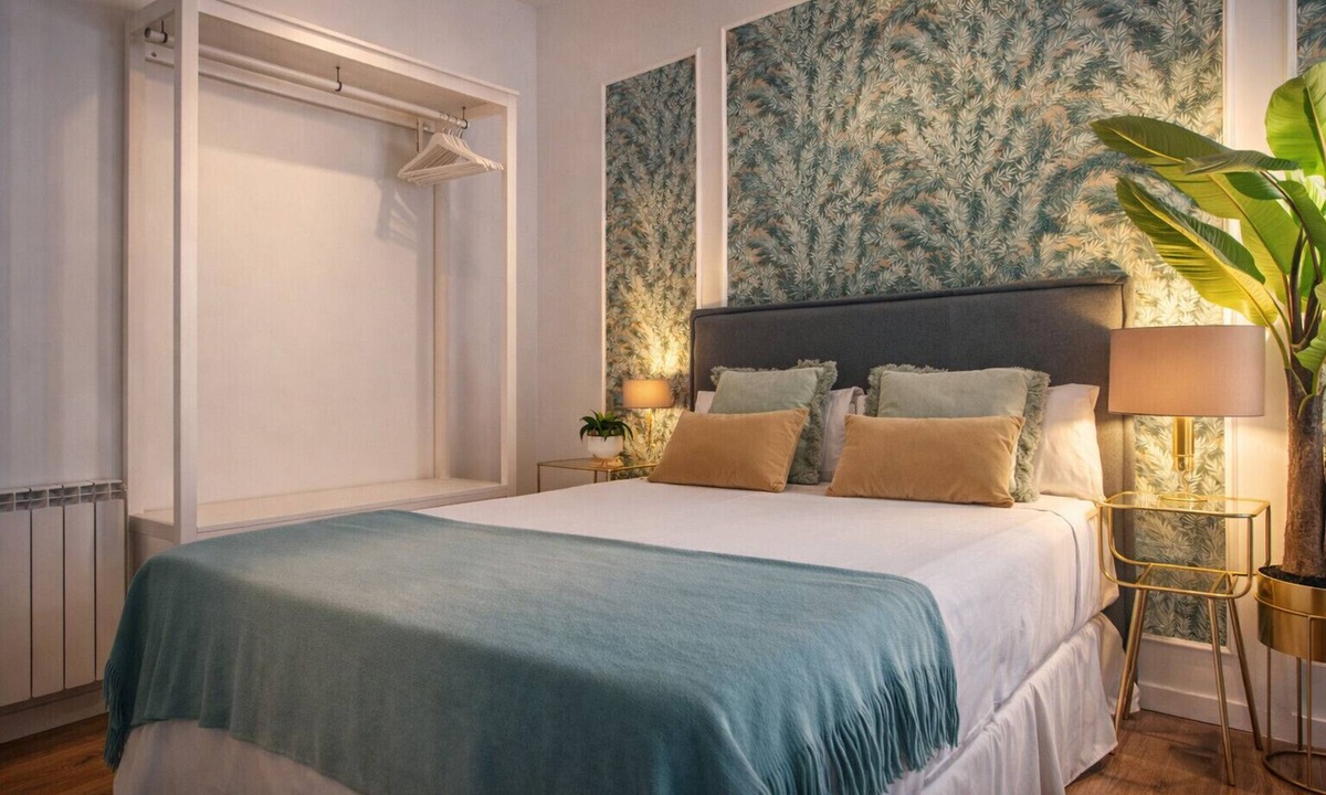 Palacio Apartment | Gran Via VI-cozy downtown apartment