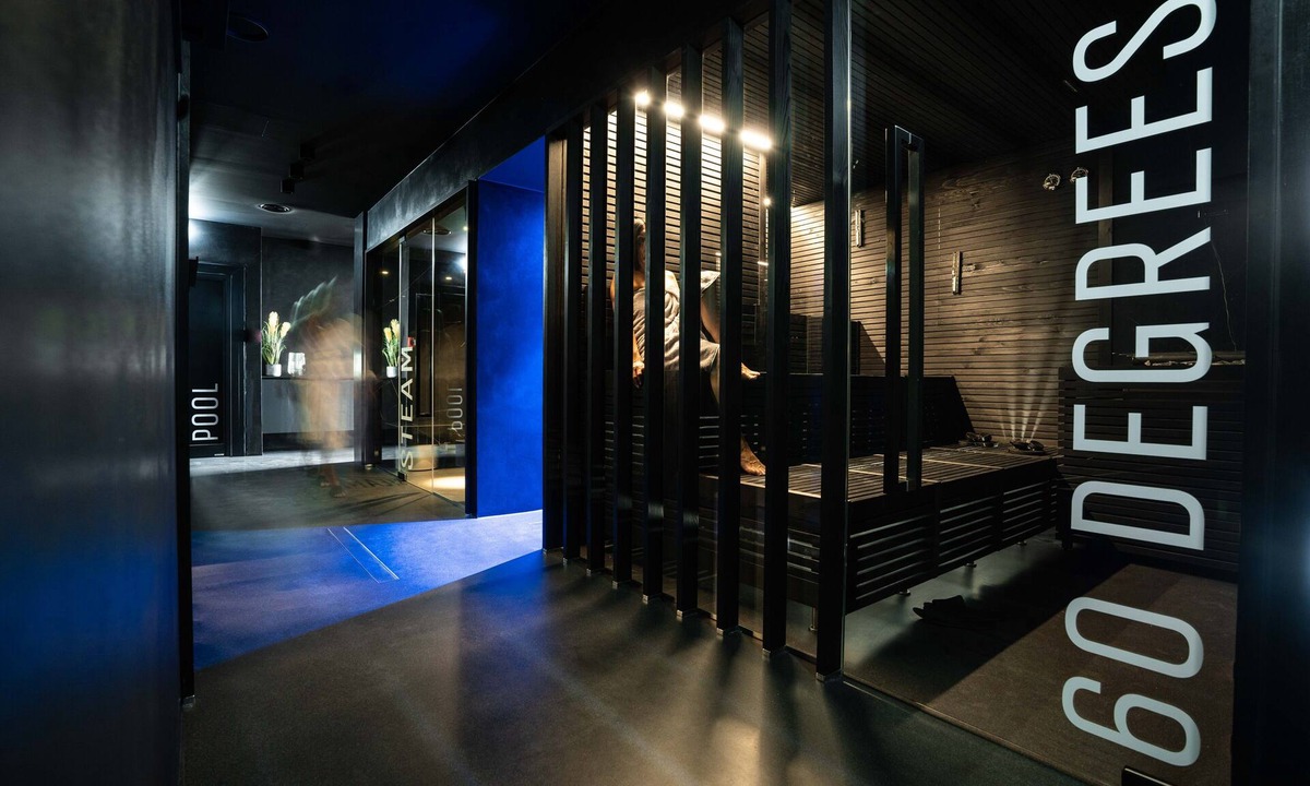 Munchen District Hotel | GREFIS Hotel