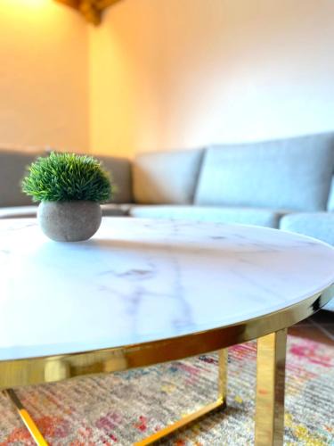 Bad Wiessee Apartment | Großzügige Ferienwohnung am Tegernsee mit Südbalkon und Wallbergblick