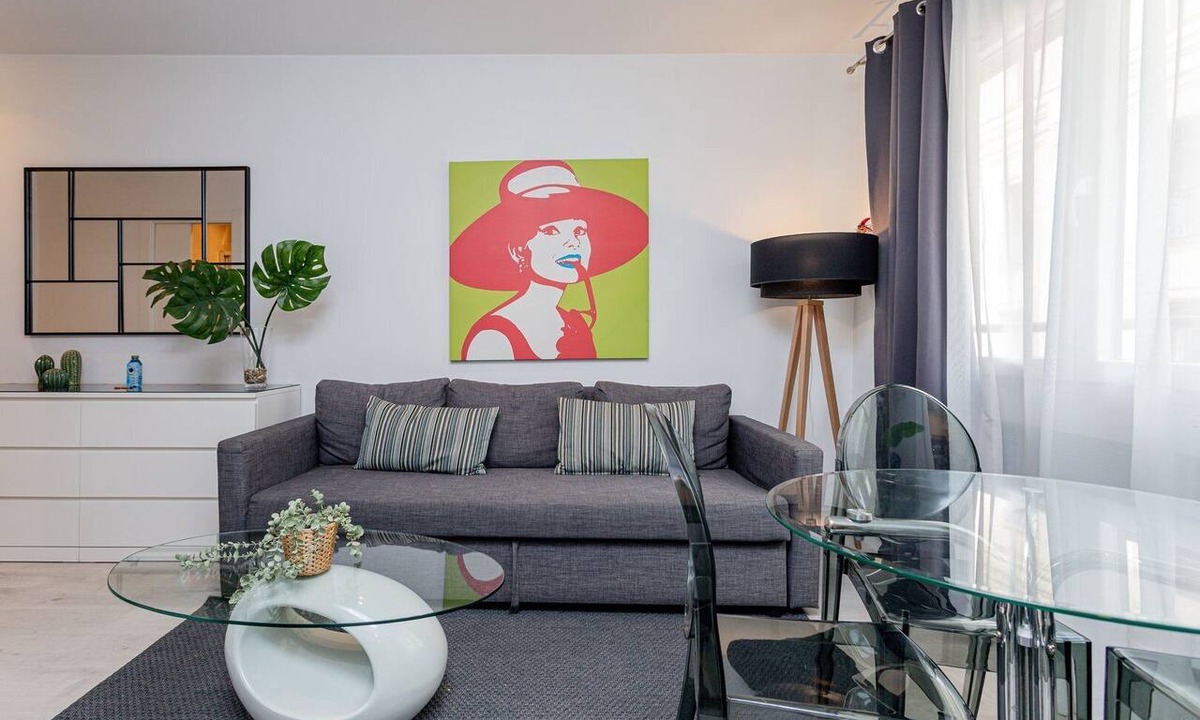 Recoletos Apartment | GuestReady- Modern Aparthotel in Barrio Salamanca