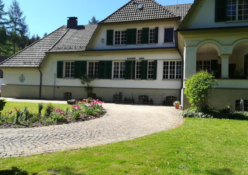 Moehnesee House | Gutshaus Wilhelmsruh