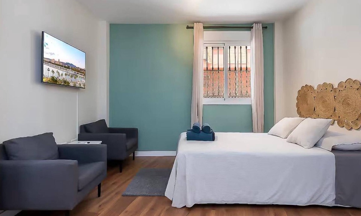 La Trinidad Apartment | H2M Ventura Jazmin Loft SmartTv & AACC near centre