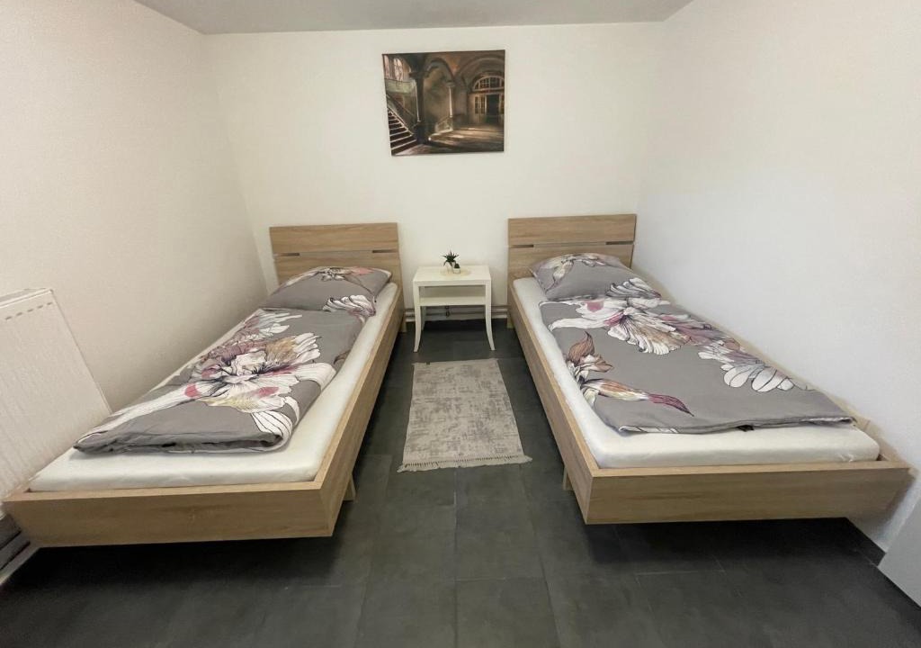 Essenbach Apartment | Handwerkerwohnung KG Sutterain