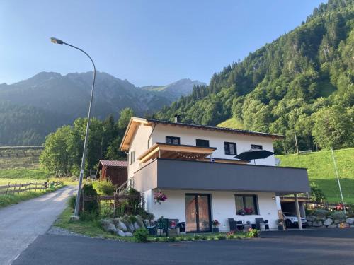 Kloesterle am Arlberg Apartment | Haus Bazigg