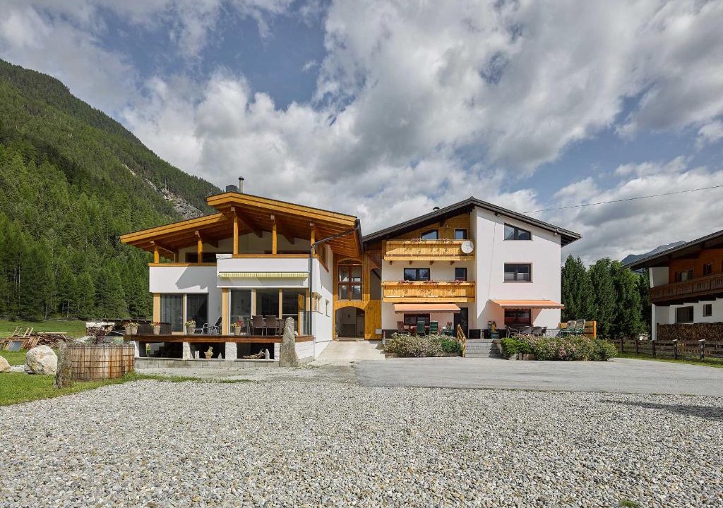 Oberried House | Haus Frieda