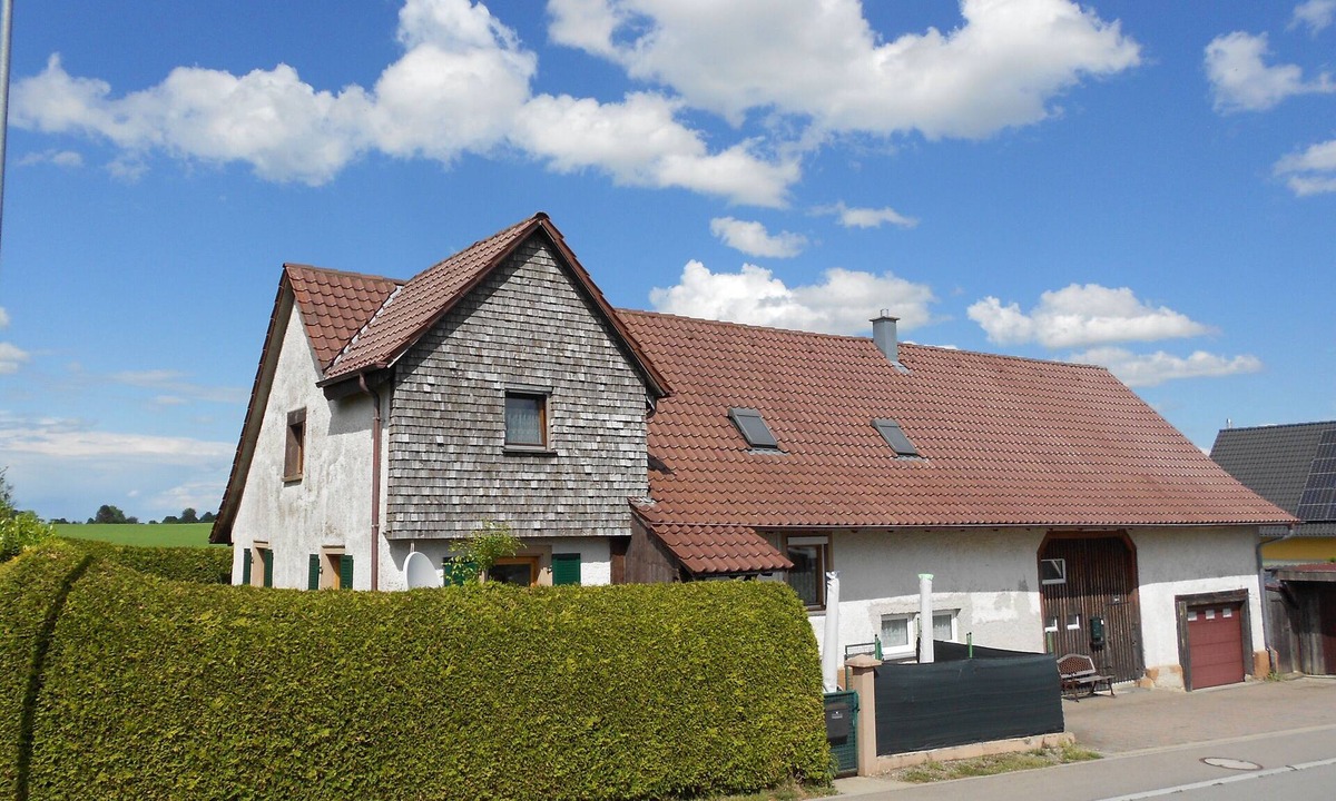 Burgweiler House | Haus Milan 0,5 km bis Naturschutzgebiet , Gemütlichkeit auf 2 Etagen+ Garten